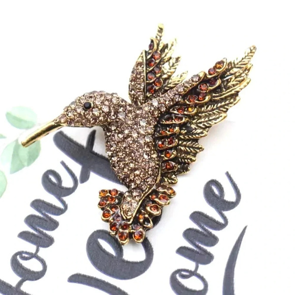 Hummingbird Brown Crystal Pin Brooch - Picture 7 of 10